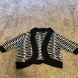Cute Cropped Black and White Striped Cardigan